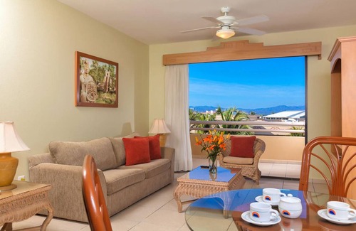 Nuevo Vallarta Hotel | STANDARD ONE BEDROOM SUITE at Paradise Village Nuevo Vallarta