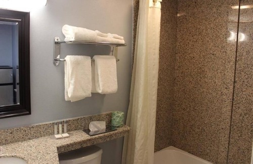 Sandwich Casa | Standard Room 2 Beds at Sandwich Lodge & Resort