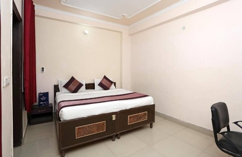 New Delhi Hotel | Standard Single Room - Hotel Ramida Suites At Delhi Airport