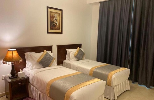 Al Mankhool Apartamento | Standard Two Bedroom Apartment Near ADCB Metro By Luxury Bookings