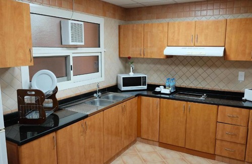 Al Mankhool Apartamento | Standard Two Bedroom Apartment Near ADCB Metro By Luxury Bookings