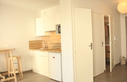 9th Arrondissement Apartamento | Standing City Cozy Apartment Balcony completely Fully equipped