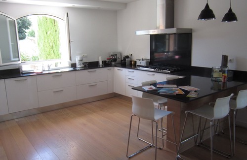 Aubagne Casa | CASA PERMANENTE ENTRE AIX Y CASSIS EN EL CORAZÓN DE UN JARDÍN DE PAISAJE