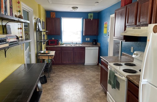 Northeast Virginia Beach Apartamento | Standing on the Moon One Block to the Beach
