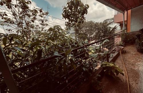 Belagavi Casa | Stans CozyCorners - Not unmarried couple Friendly