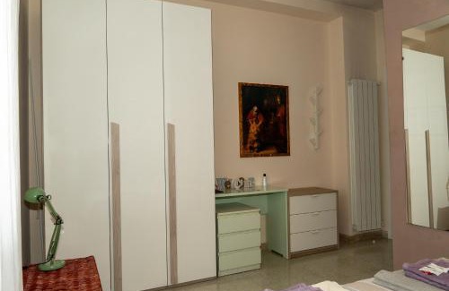 Quartiere XXIII Alessandrino Casa | Stanza con bagno privato in attico