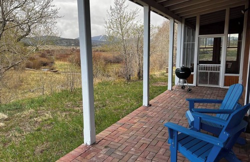 Red Wing Casa | Star Bungalow: Riverfront 2-bedroom bungalow in Gardner