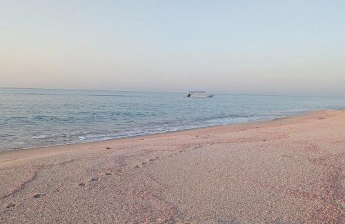 Al Hadd Casa | Star Chalet with Pool & Wifi