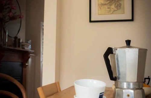 Hobart Central Business District Casa | ‘Star Cottage’ historic, cosy and walking distance to CBD/Salamanca