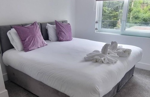 West Hendon Casa | Star London Cheyne Walk 5 Bedroom Oasis
