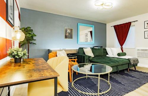Gateway District Casa | Star Motel Unit 4- Premier Downtown Hotel Luxury 1br Private Oasis