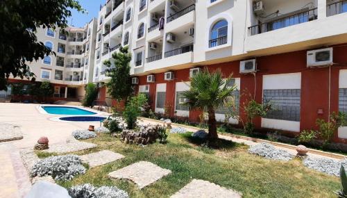 Al Mamsha El Seyahi Apartamento | Star Pool