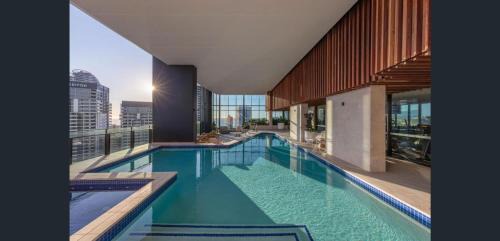 Broadbeach Apartamento | Star Residences Tower - Statement Vogue Themed Apartment