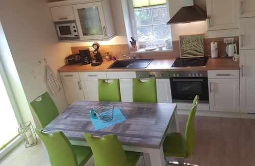 Eilsum Casa | Starboard - Great vacation home right on the water