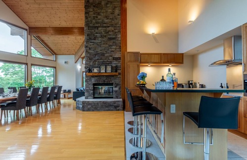 Niseko Casa | Starchase by H2 Life
