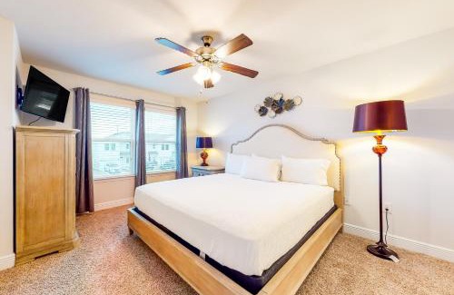 Thomas Drive Casa | Starfish in the Sand