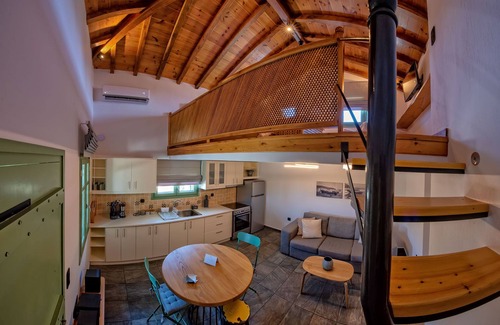 Skopelos Villa | Stargaze Villas - Phoenix