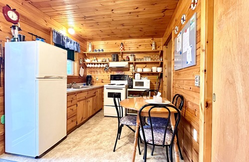Port George Cabaña | Stargazers Cove Cottages: OTTER COTTAGE