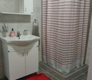 Prolomska Banja Apartamento | Stari Hrast 2