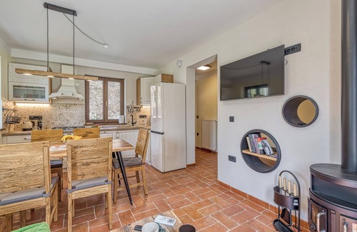 Hrib pri Hinjah Chalet De Esquí | Stari Malni 4, Osilnica, Slovenia