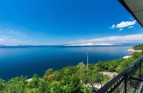 Senj Apartamento | Starigrad by Interhome