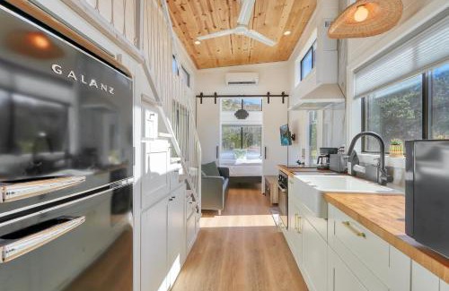 Fischer Casa | Starlight Casita