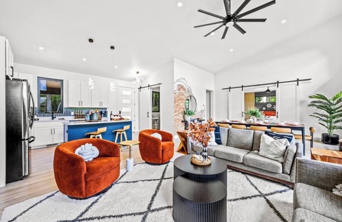 Leicester Casa | Starlit Lux Retreat AVL by 5 Seasons Homestays