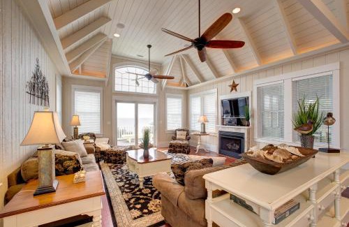 Buxton Casa | Stars on the Water 903