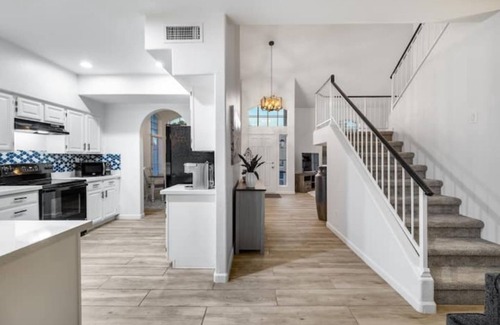 Garden Lakes Casa | State Farm Stadium, Spring Training, Westgate Dist, Golf, nightlife