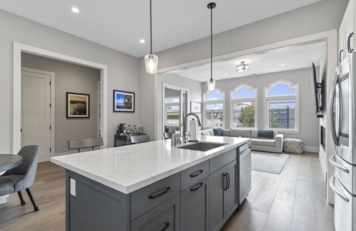 Cow Hollow Condominio | State-of-the-Art, Newly Renovated Cow Hollow Apt
