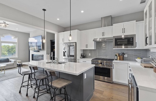 Cow Hollow Condominio | State-of-the-Art, Newly Renovated Cow Hollow Apt