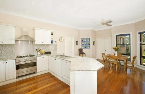 East Bowral Casa | Stately Bowral Designer Home