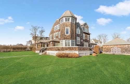Groton Casa | Stately Family Home on the Water Near Mystic