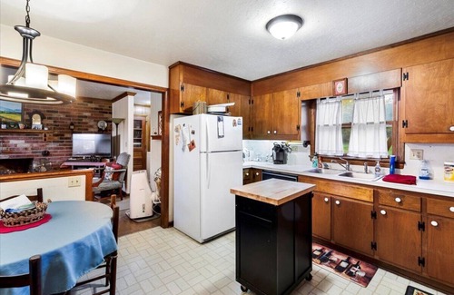 Miller Southside Casa | Hogar majestuoso 5 minutos a Virginia Tech. 15 Mins.- Rdu, Banquetes de boda.