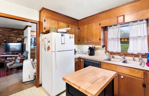 Miller Southside Casa | Hogar majestuoso 5 minutos a Virginia Tech. 15 Mins.- Rdu, Banquetes de boda.