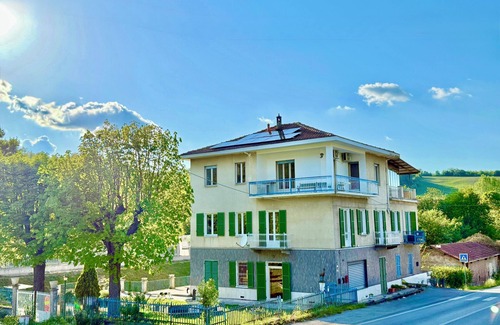 Brozolo Apartamento | Station Apartment