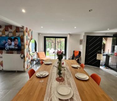 Roissy-en-Brie Casa | Station House - Maison entre Disneyland et Paris