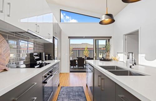 Mansfield Casa | Station House - Mansfield - Sleeps 8