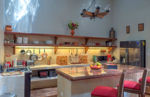 Centro Casa | Quédate a 3 cuadras de Santa Lucía ya pasos de la Biblioteca Inglesa