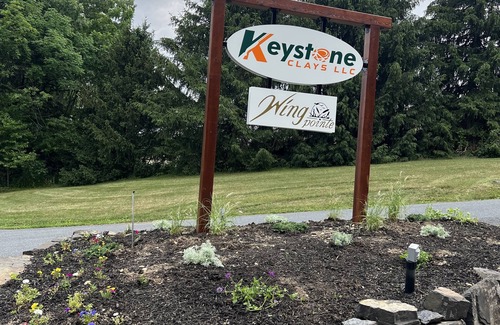 Virginville Apartamento | Stay and Play! Cute apartment on the grounds of Keystone Clays in Hamburg PA!