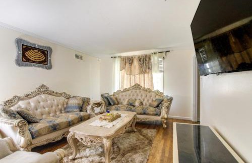 Ellendale Casa | Stay and Play in Memphis Family Home with Yard!