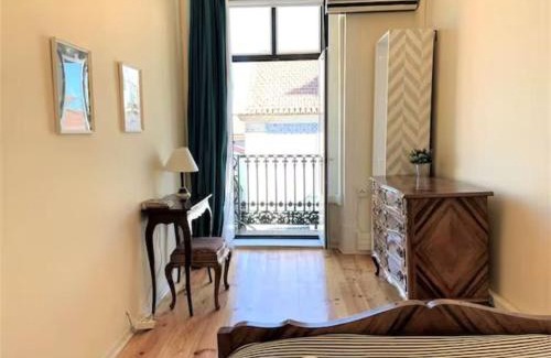 Santos Apartamento | Stay as a Local! Santos Historical 6 Bedroom Apartment III