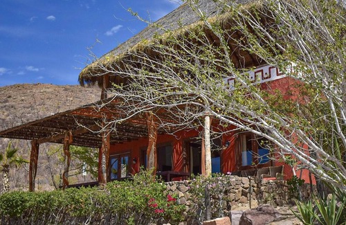 Pichilingue Casa | Stay at a ranch! Horseback riding & Food included! 5 min drive to the beach