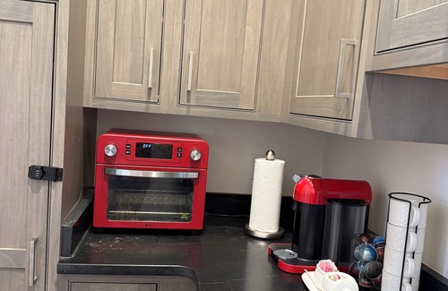 Northwest Quadrant Apartamento | Stay at Frogmore Lodge – Stylish Comfort in a Peaceful Setting
