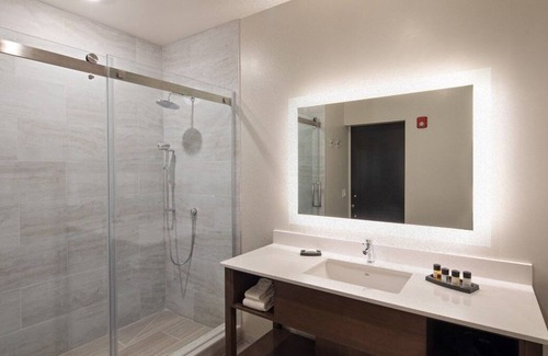 Winters Casa | Stay Close to Winters Museum! 3 Comfortable Units, Pets Allowed, Free Parking!
