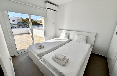 Ayia Napa Apartamento | STAY Ease Apartment