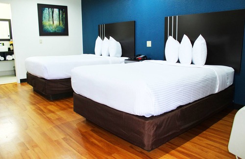 Buckner Terrace - Everglade Park Hotel | Stay Express Inn Dallas - Fair Park / Downtown