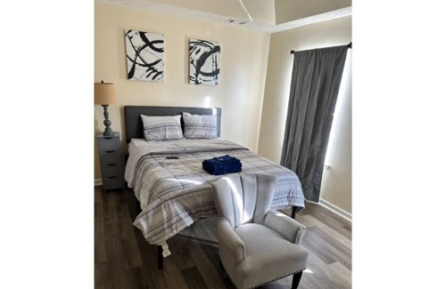 Church Street Casa | Stay in comfort, minutes from the airport.