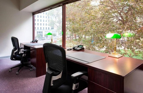 Downtown Oakland Casa | Stay in our downtown hotel in Oakland, CA