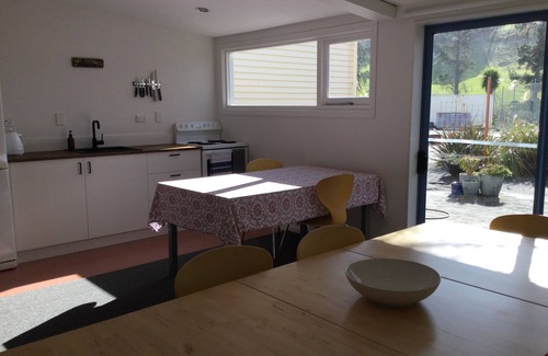 Dunedin Casa | Alojamiento de la vieja escuela junto a la playa con vista al mar